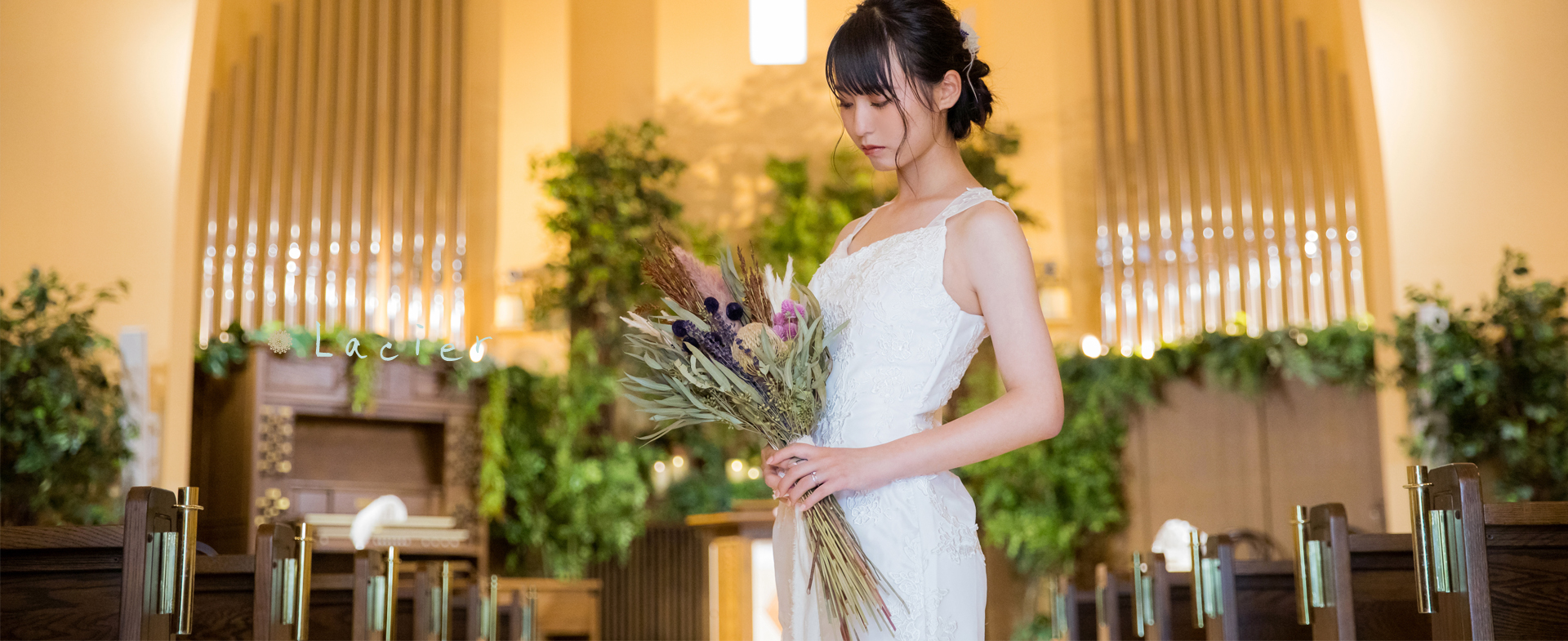 久留米市のブライダルジュエリー専門店CHARIS〈カリス〉のオリジナル婚約指輪と結婚指輪Lacier〈レーシア〉