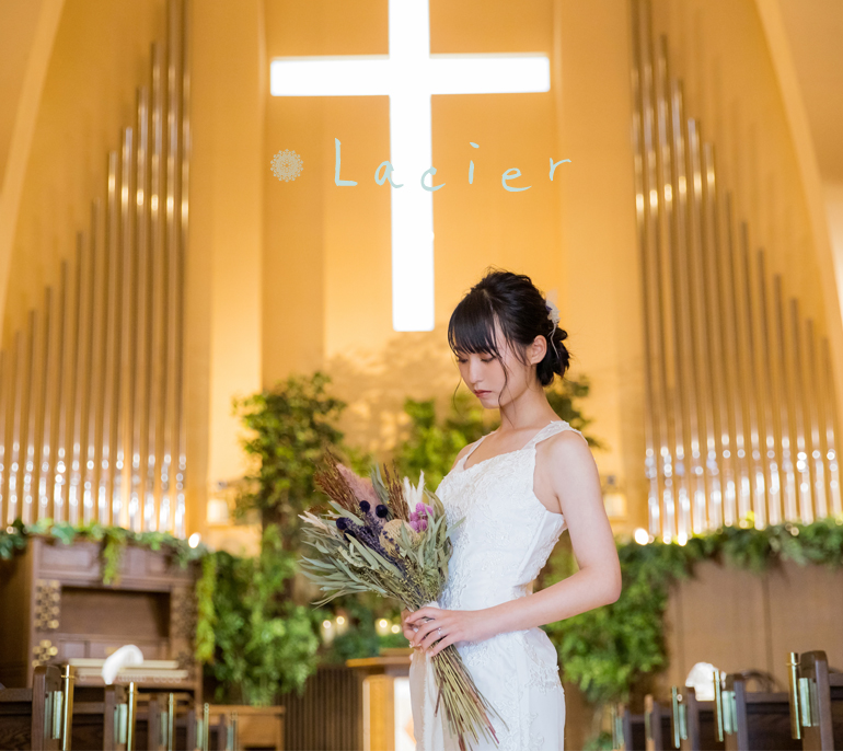 久留米市のブライダルジュエリー専門店CHARIS〈カリス〉のオリジナル婚約指輪と結婚指輪Lacier〈レーシア〉